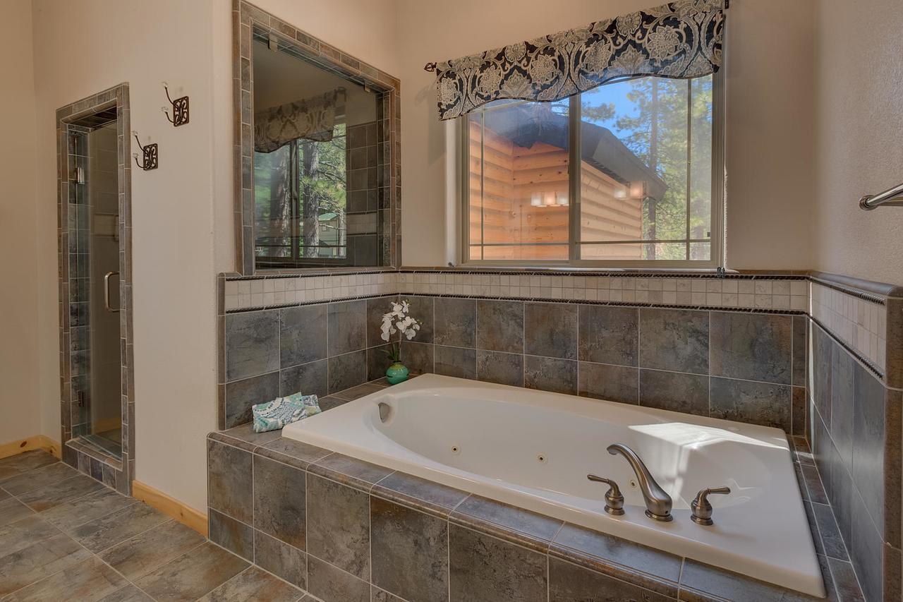 Sugar Pine Lodge - Four Bedroom Home South Lake Tahoe Exterior photo
